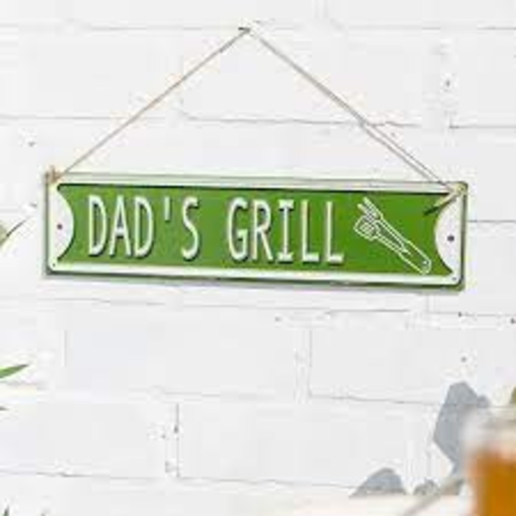 La Hacienda - Dad's Grill wall sign